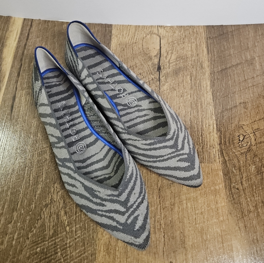 Rothy’s The Point Gray Zebra Pointed Flats Size 8.5 Retired Rare Authentic